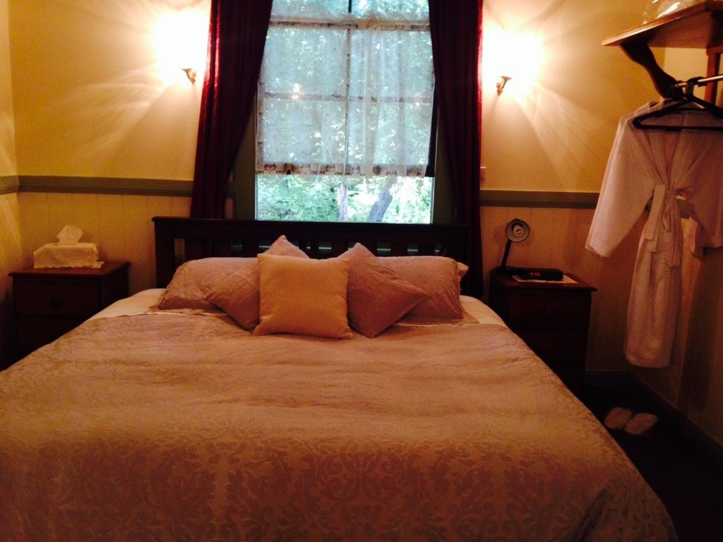 Bed and Breakfast Secrets Hideaway Blackheath Pokoj fotografie